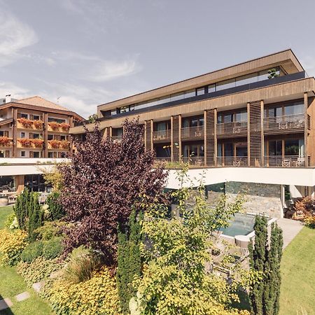 Hotel Restaurant Langgenhof Brunico Dış mekan fotoğraf